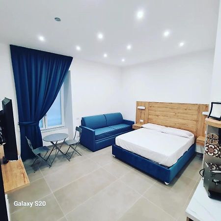 Residenza Nascari Al Plebiscito Hotel Napels Buitenkant foto